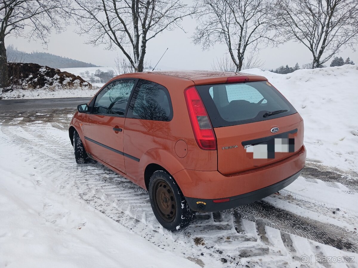 Ford Fiesta 1.3 LPG nová stk - 3