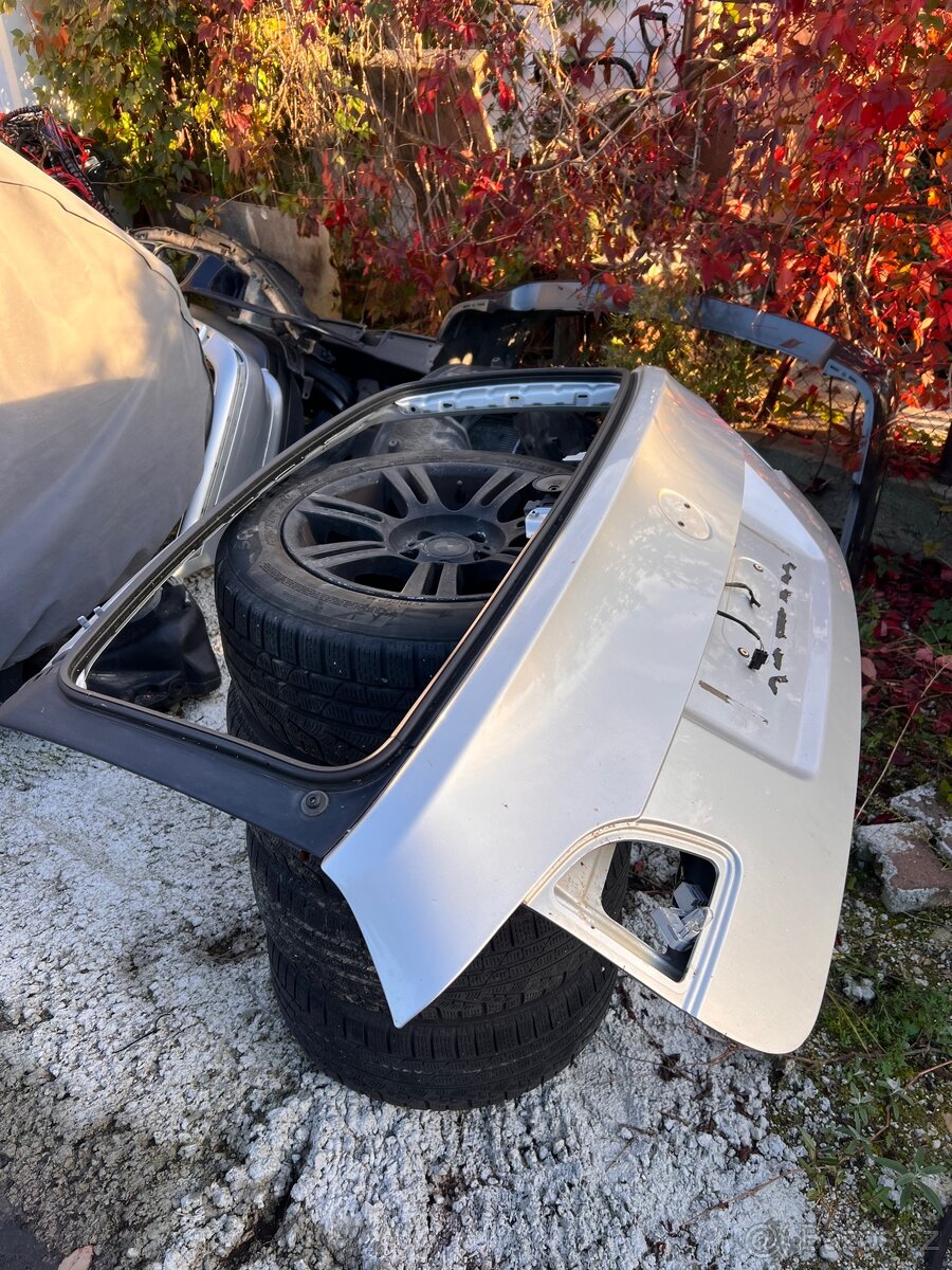 Víko kufru bmw e61 - 3