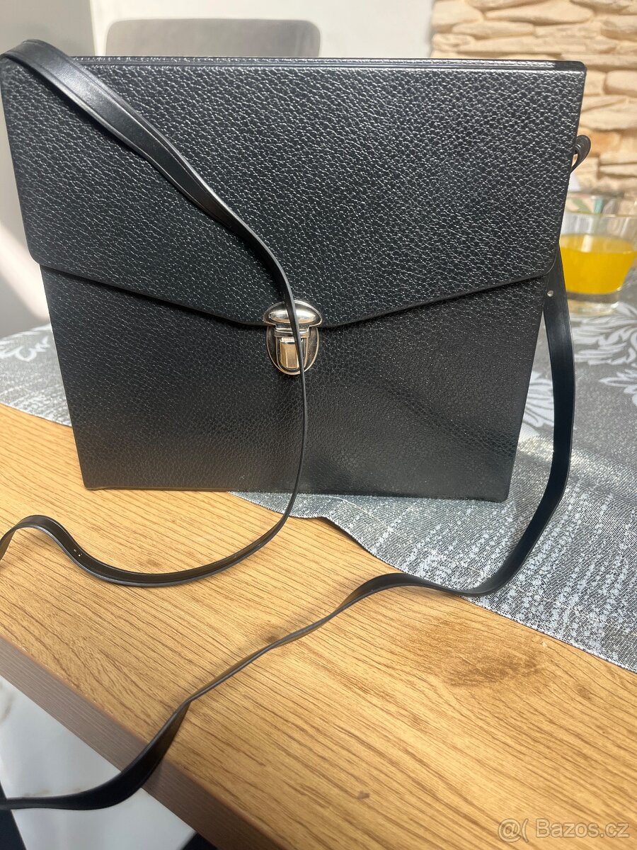 Dalekohled CARTON 10x50 - 3