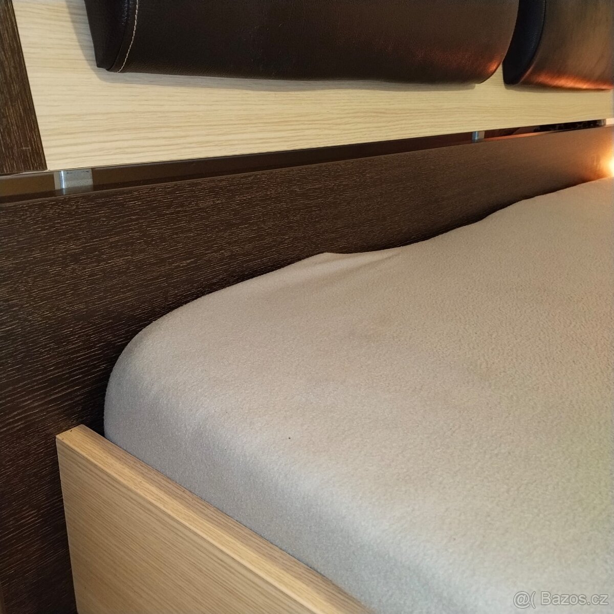 Manželská postel 160/200 - 3