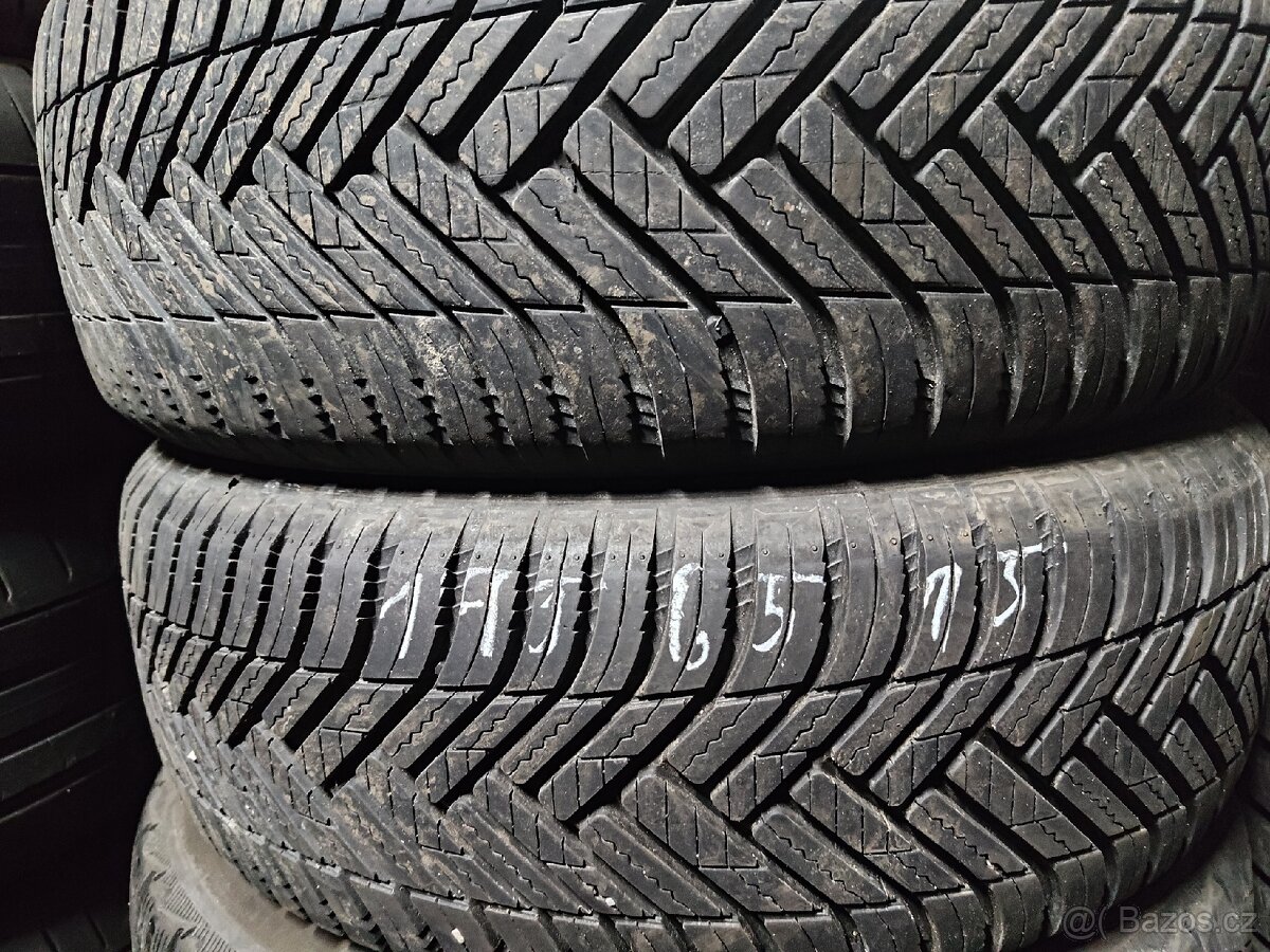 Prodám celoroční pneumatiky 195/65 R15 - 3