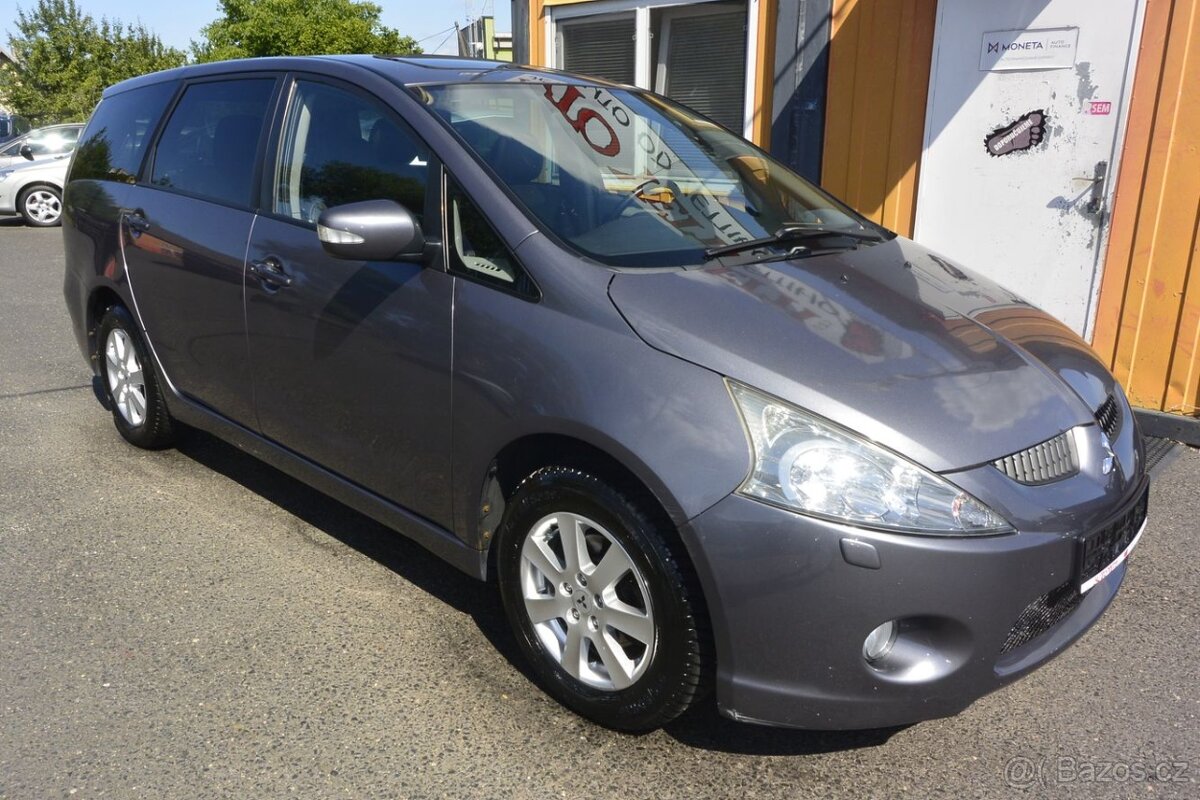 PRODÁM Mitsubishi Grandis 2.0DI-D 6míst - 3