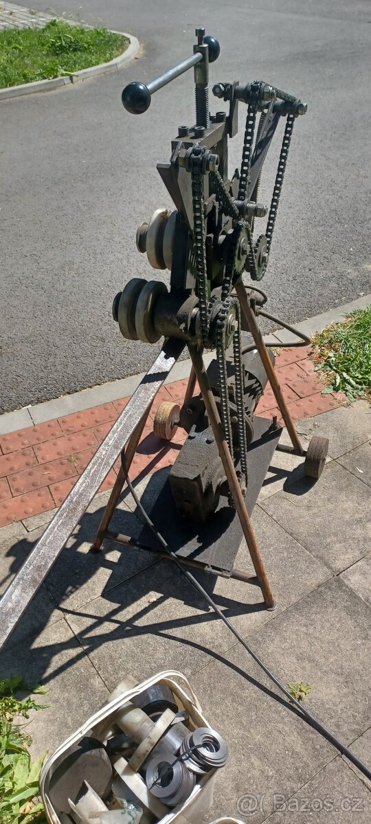 Ohýbačka profilů - 3