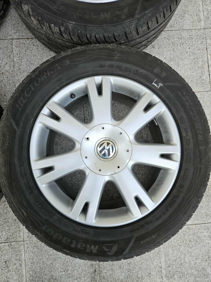 VW Touareg - letní sada R18 255/55 - 3