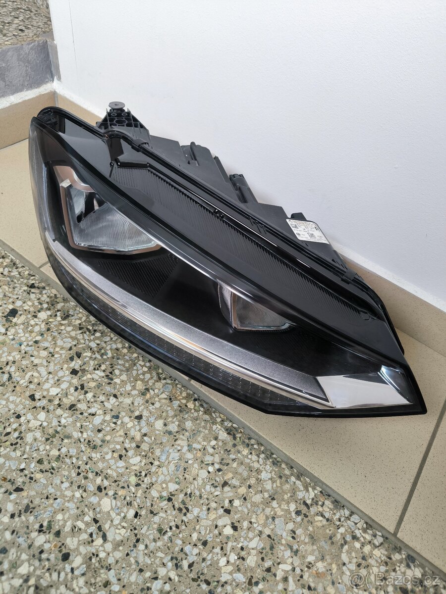 Světlo VW Touran 5tb - 3