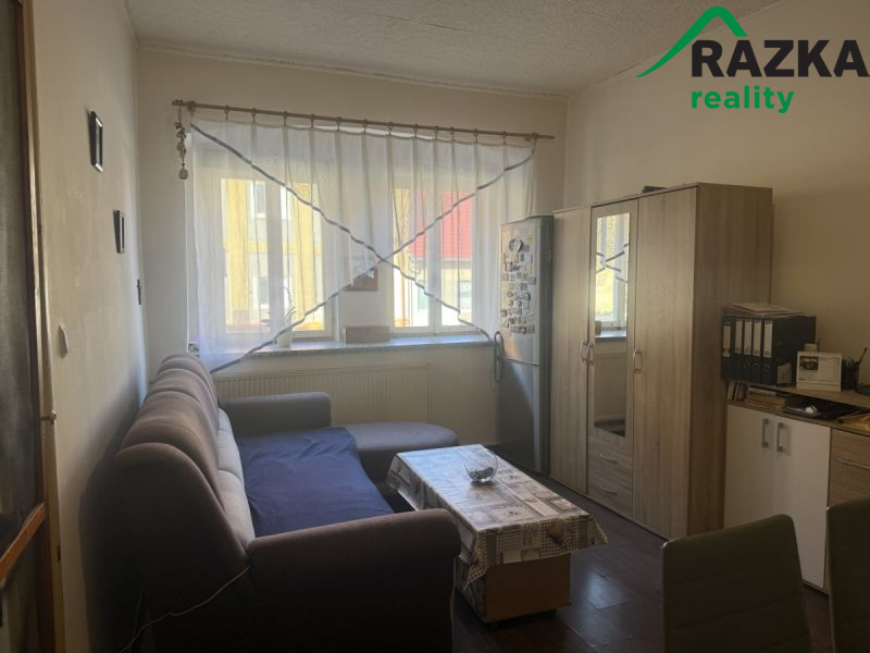 Rodinný dům 4+1 (220 m2) Stráž u Tachova - 3