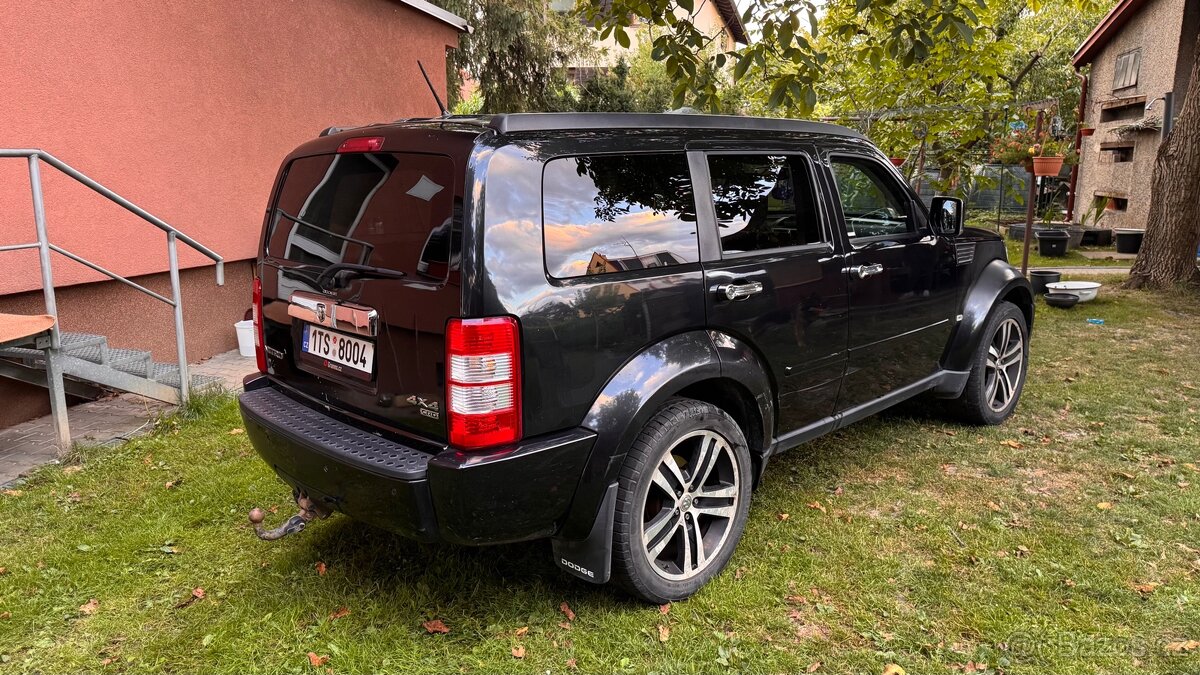Dodge NITRO 2.8CRD 4x4 - 3