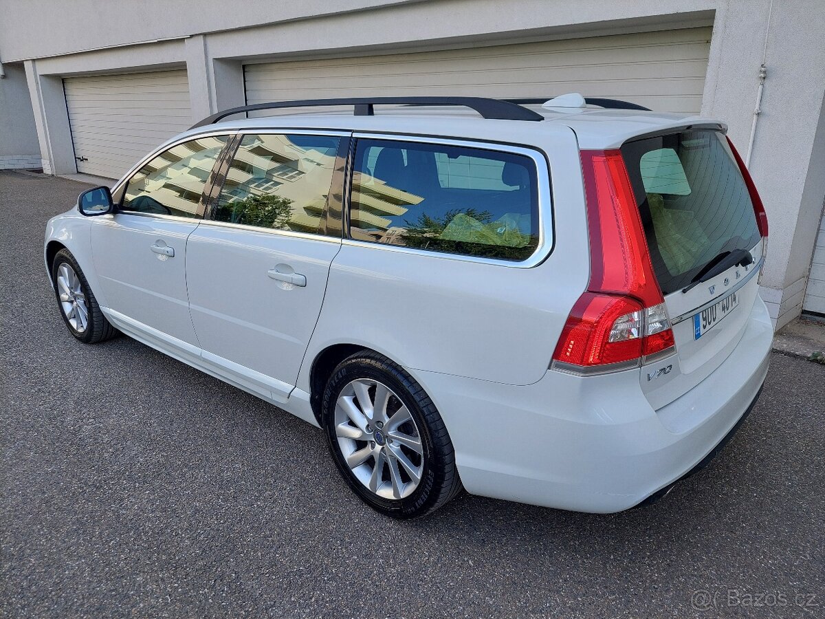 Volvo V70, 2.0D 133kw L+Z kola - 3