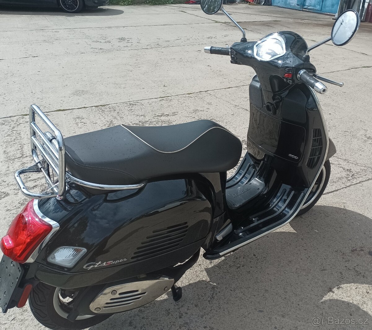 Vespa GTS 300 i.e. ABS - 3
