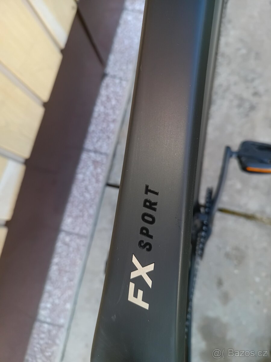 TREK FX 5 karbon - 3