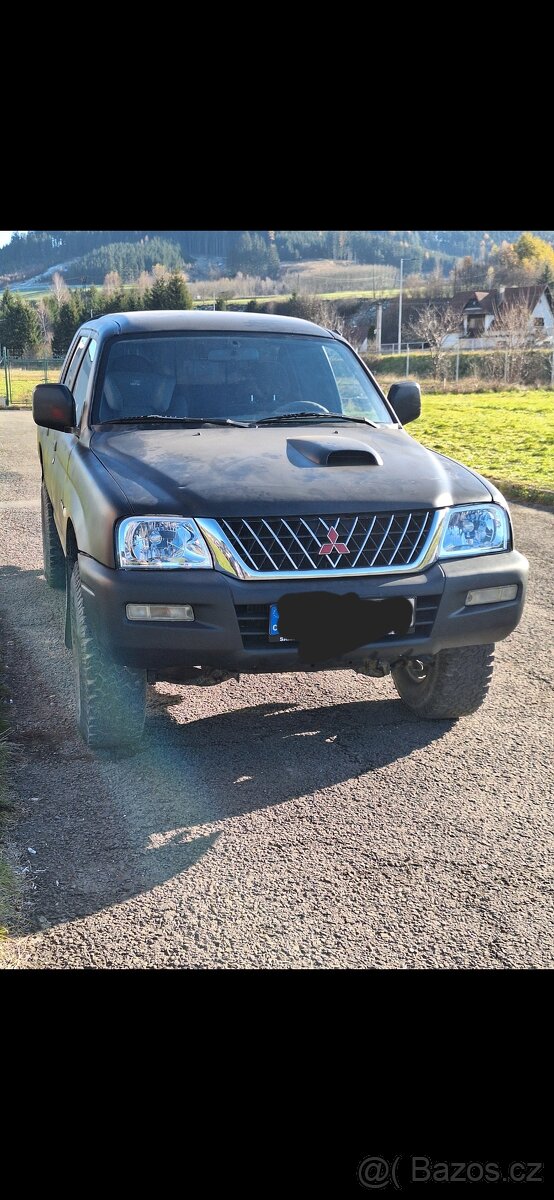 Mitsubishi l200 - 3