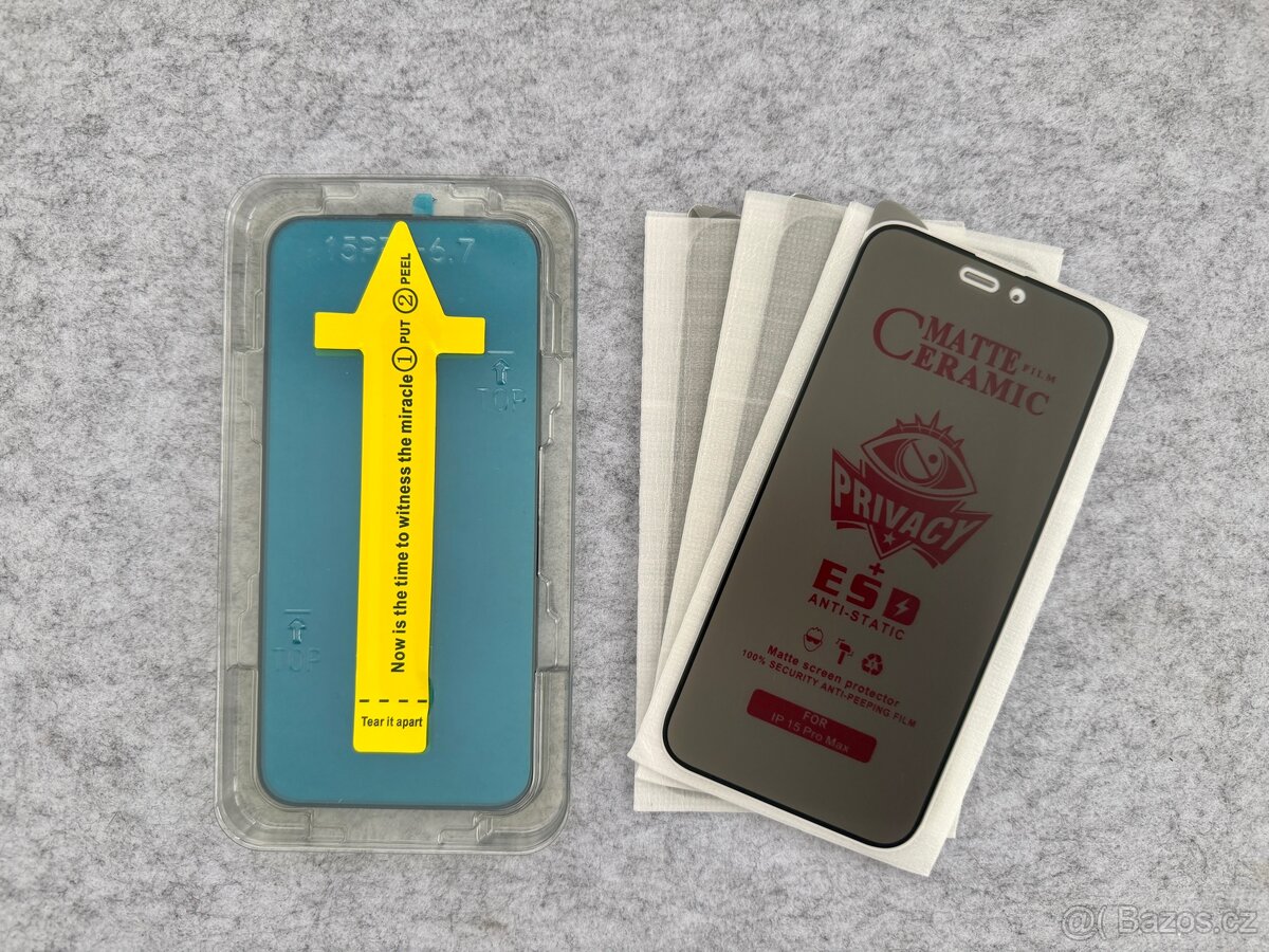Kryty a skla na iPhone 15 Pro Max - 3
