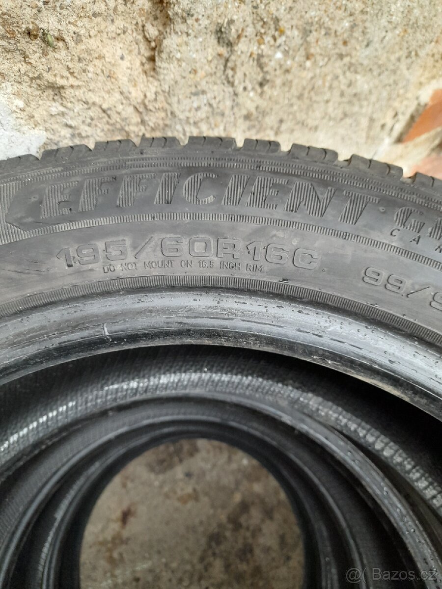Pneu 195 60 16 C - 3