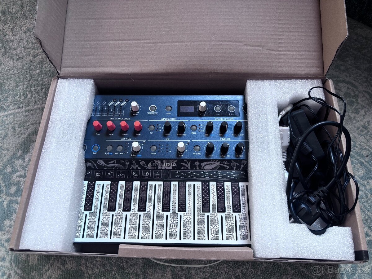 Arturia Microfreak - 3
