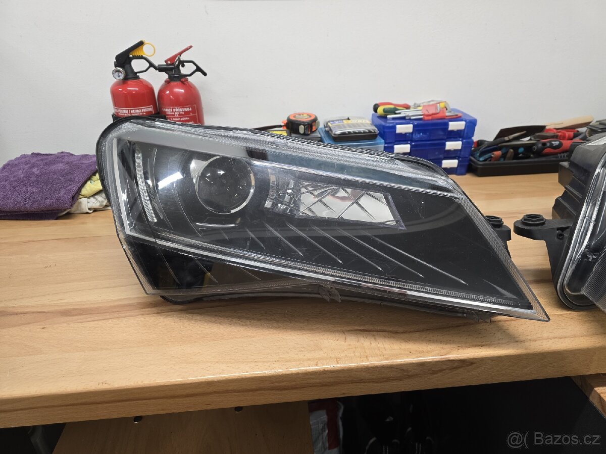 Přední světlomety Škoda Superb III 2016 + řídící jednotky - 3