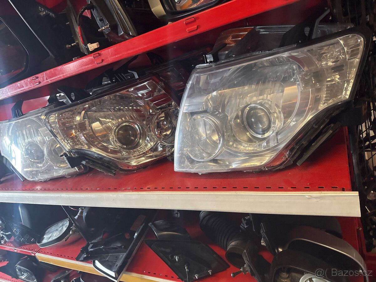 Přední a zadní světla Mitsubishi - 3