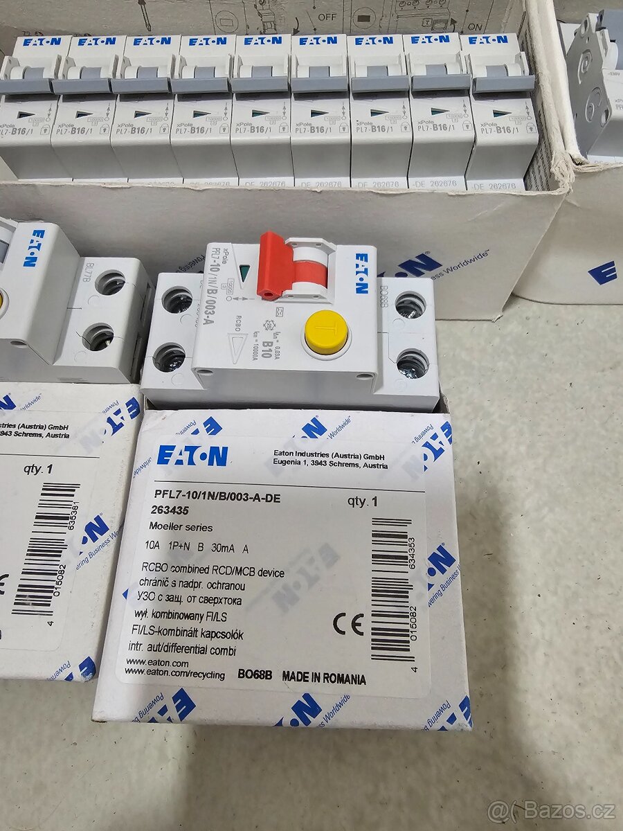 CYKY kabely 1,5 a 2,5 a jističe s chráničem - NOVÉ - 3