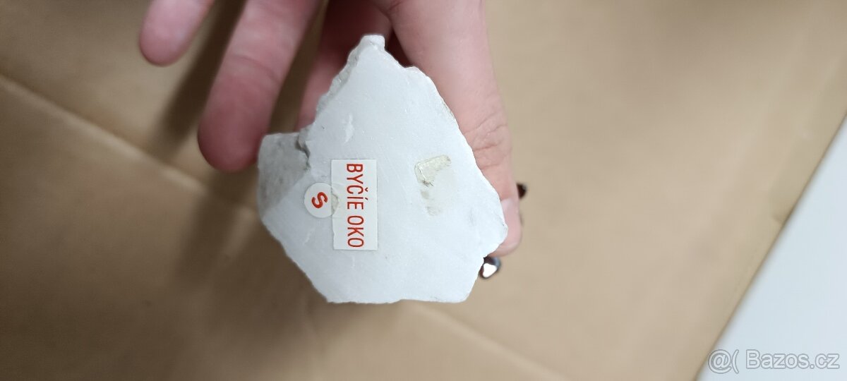 Prodám dekorativní stromek štěstí z polodrahokamu – býčí oko - 3