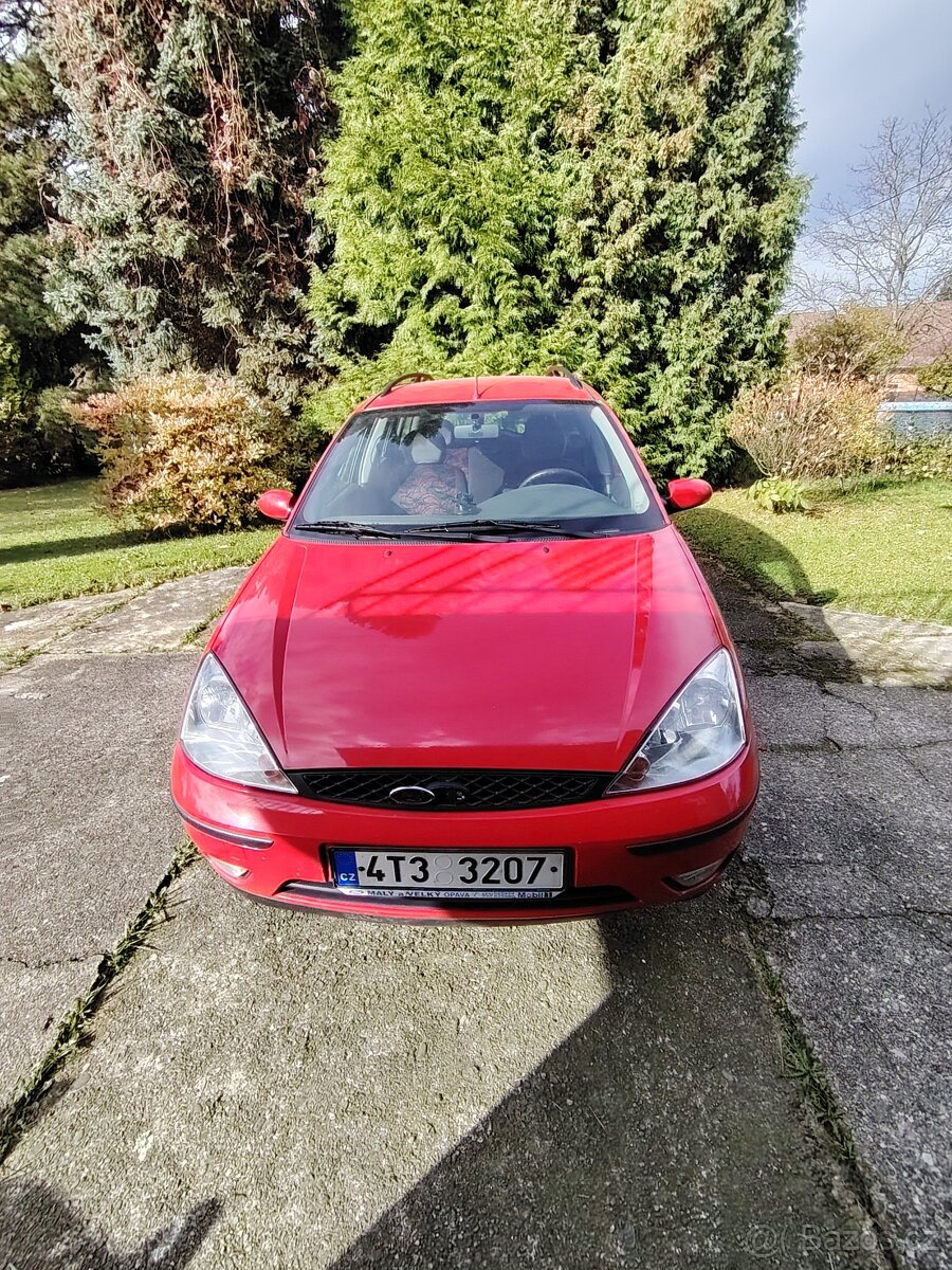 Prodám Ford Focus 1.6 benzín kombi - 3