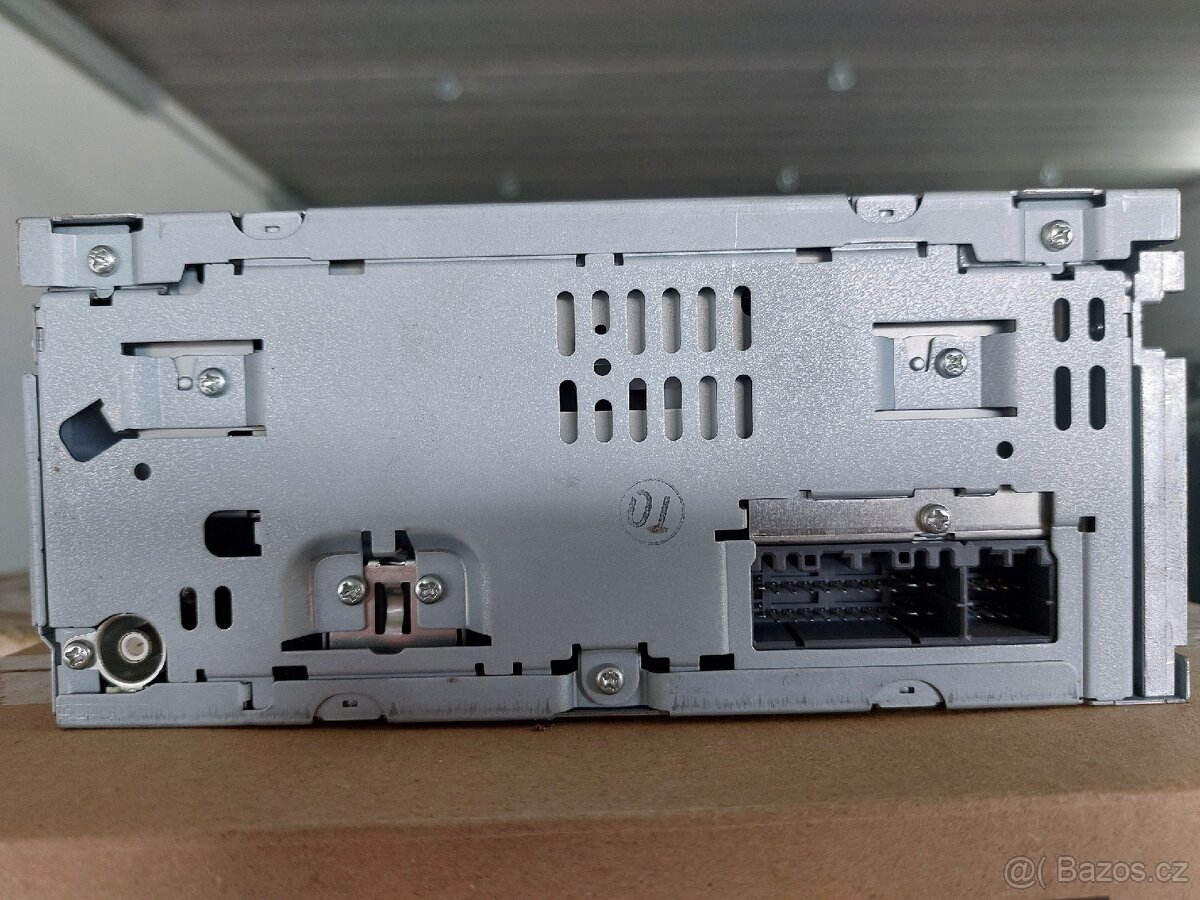 Jeep grand cherokee wk - autoradio, díly interiéru - 3