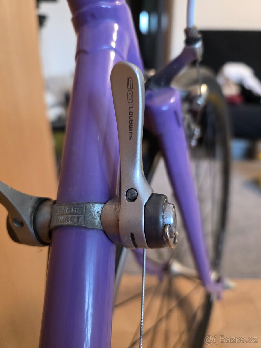 Silniční kolo Favorit - 3