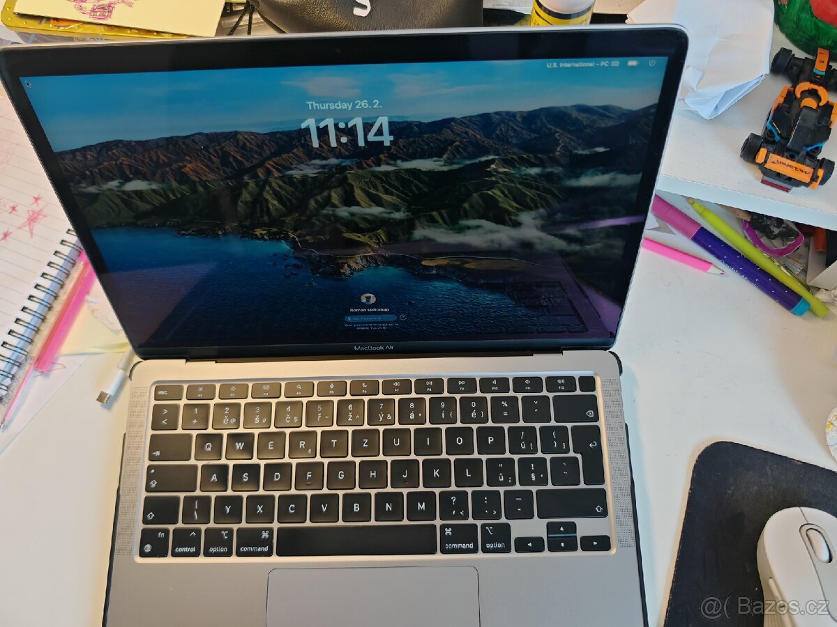 Macbook Air 13, M1, 8 gb ram / 256 gb, cz - 3
