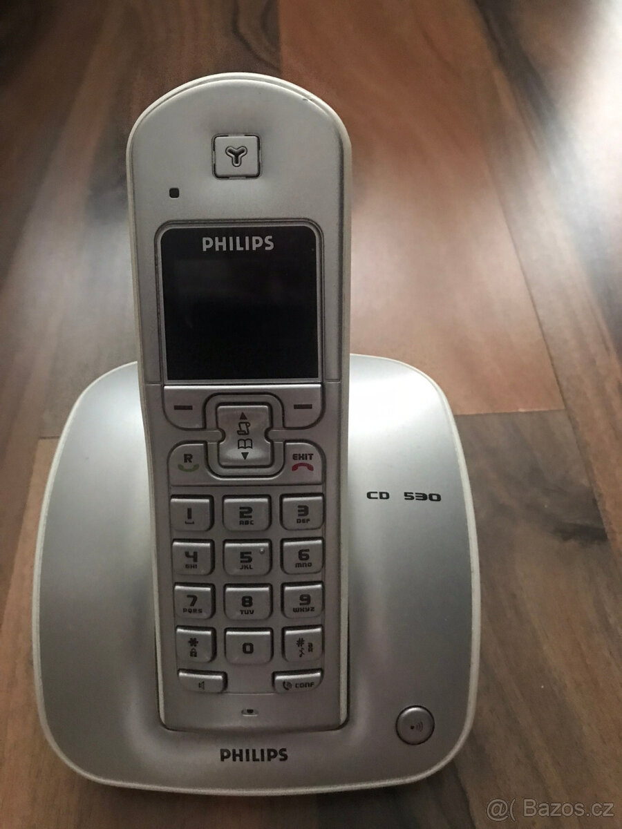 Prodám telefon PHILIPS - 3