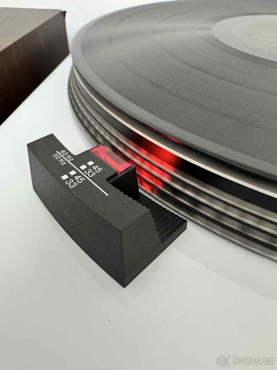 GRAMOFON DIRECT DRIVE - 3