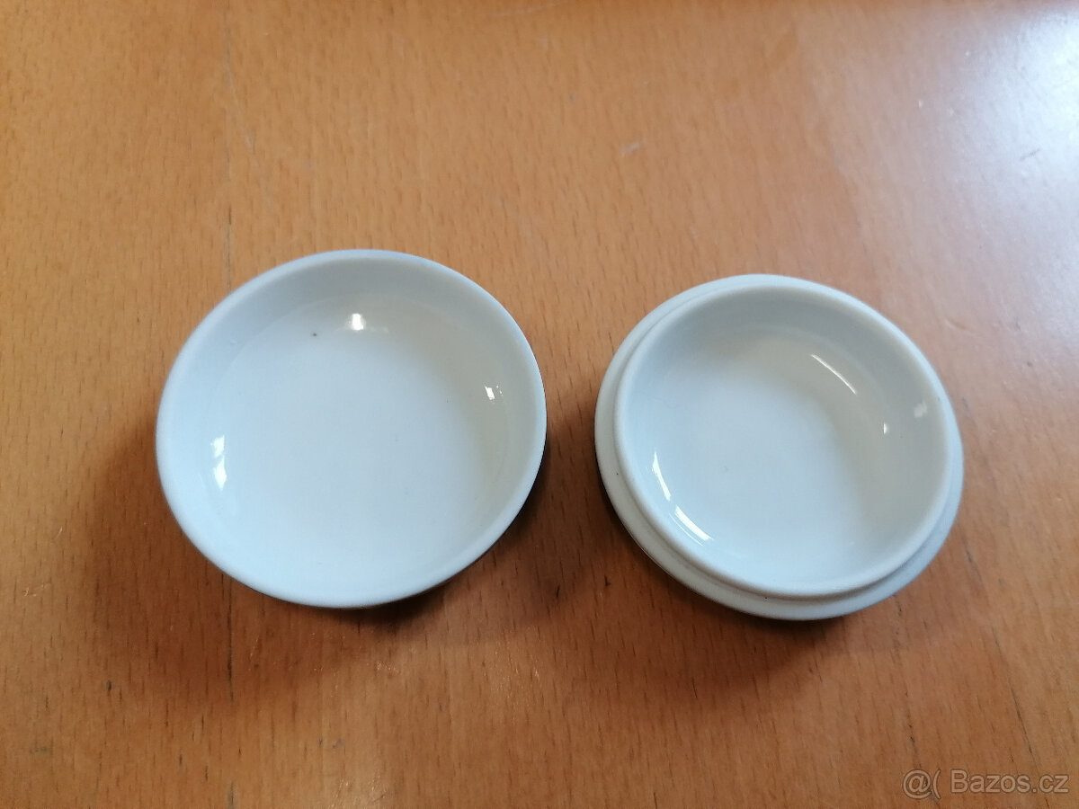 Drobná keramická miska s víčkem - 3