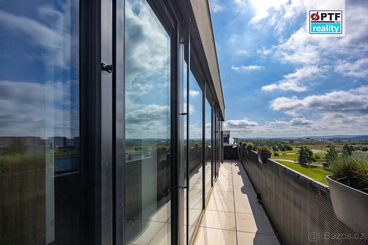Luxusní Penthouse 2+kk s terasou, úložnou místností – Plzeň - 3