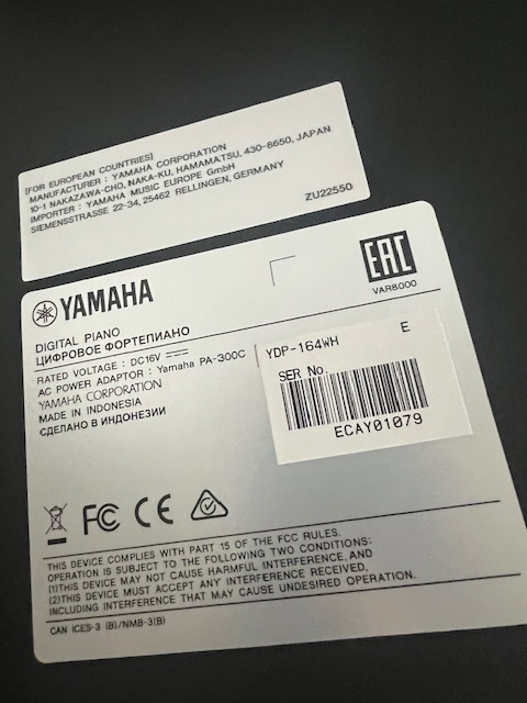 digitální piano Yamaha YPD 164 - 3