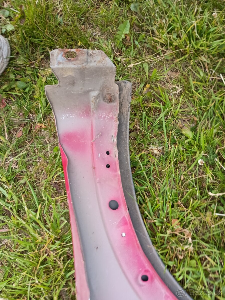 Přední blatník - 3