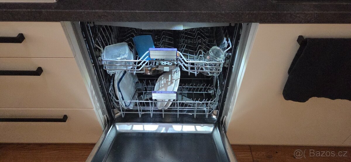 Myčka Grundig-super stav a cena - 3