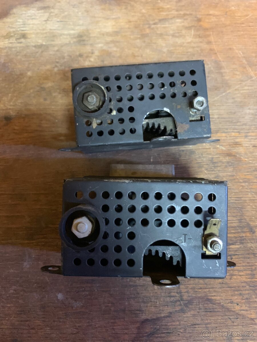 Regulátor napětí Jawa - 3