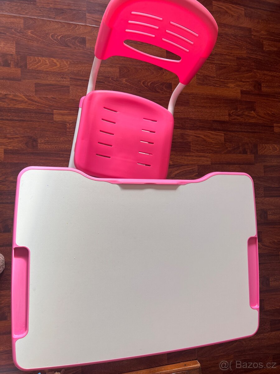 Rostoucí stůl + židle - 3