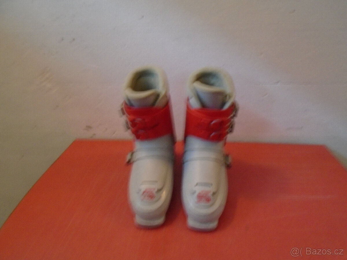 Prodám retro lyžařské boty,lyže - 3