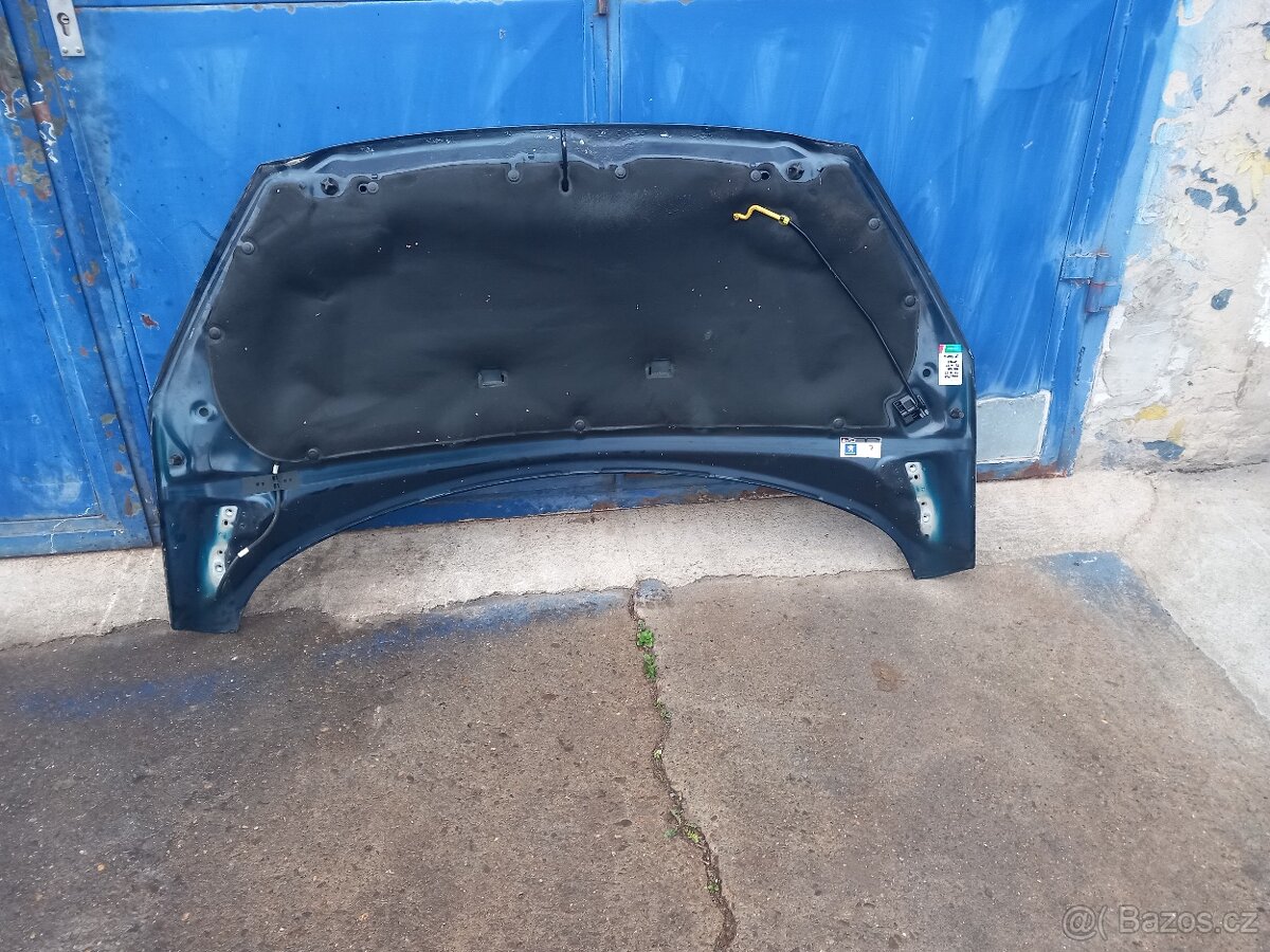 Kapota Peugeot 308 rok 2008 1000kc - 3