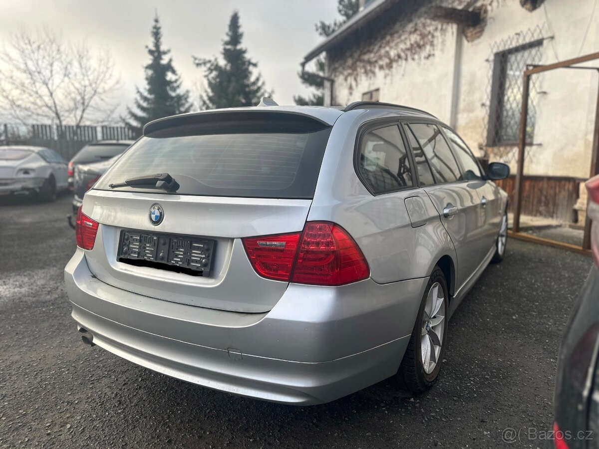 BMW 3 118D - 3