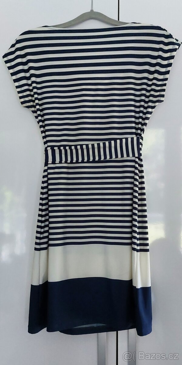 Letní pruhované šaty s uzlem • Velikost S - 3