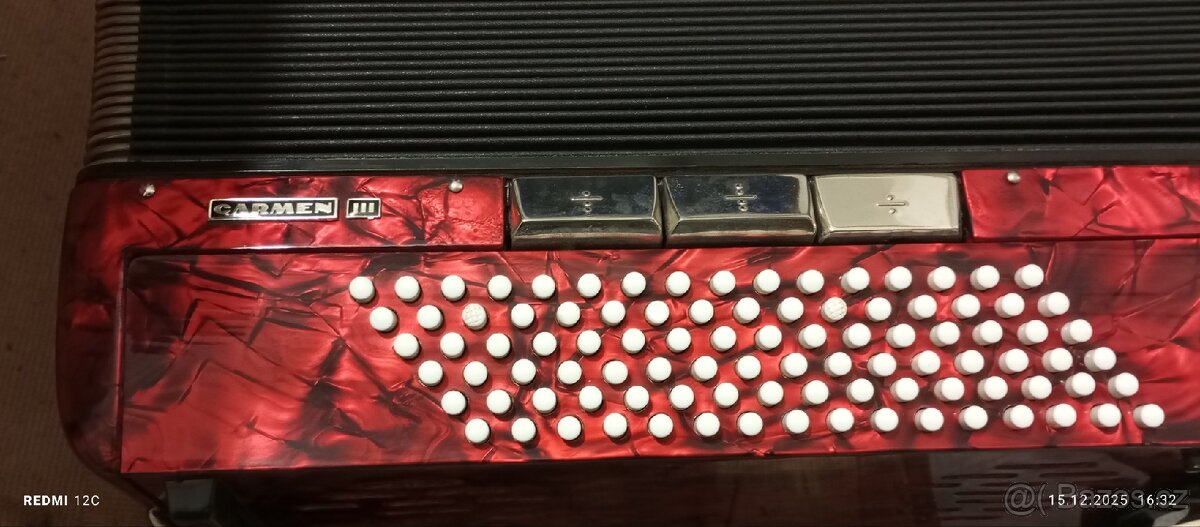 Akordeon DELICIA CARMEN III - 3