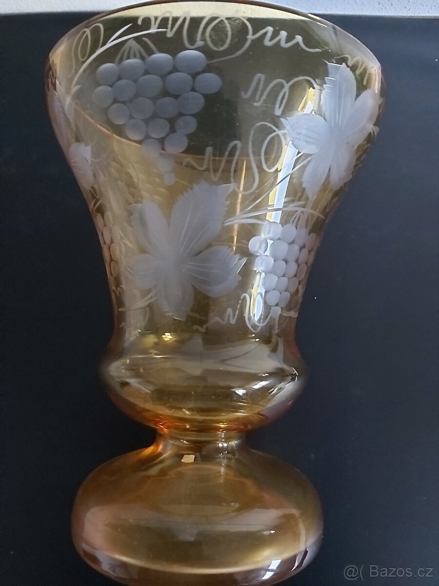 Váza starožitná - 3