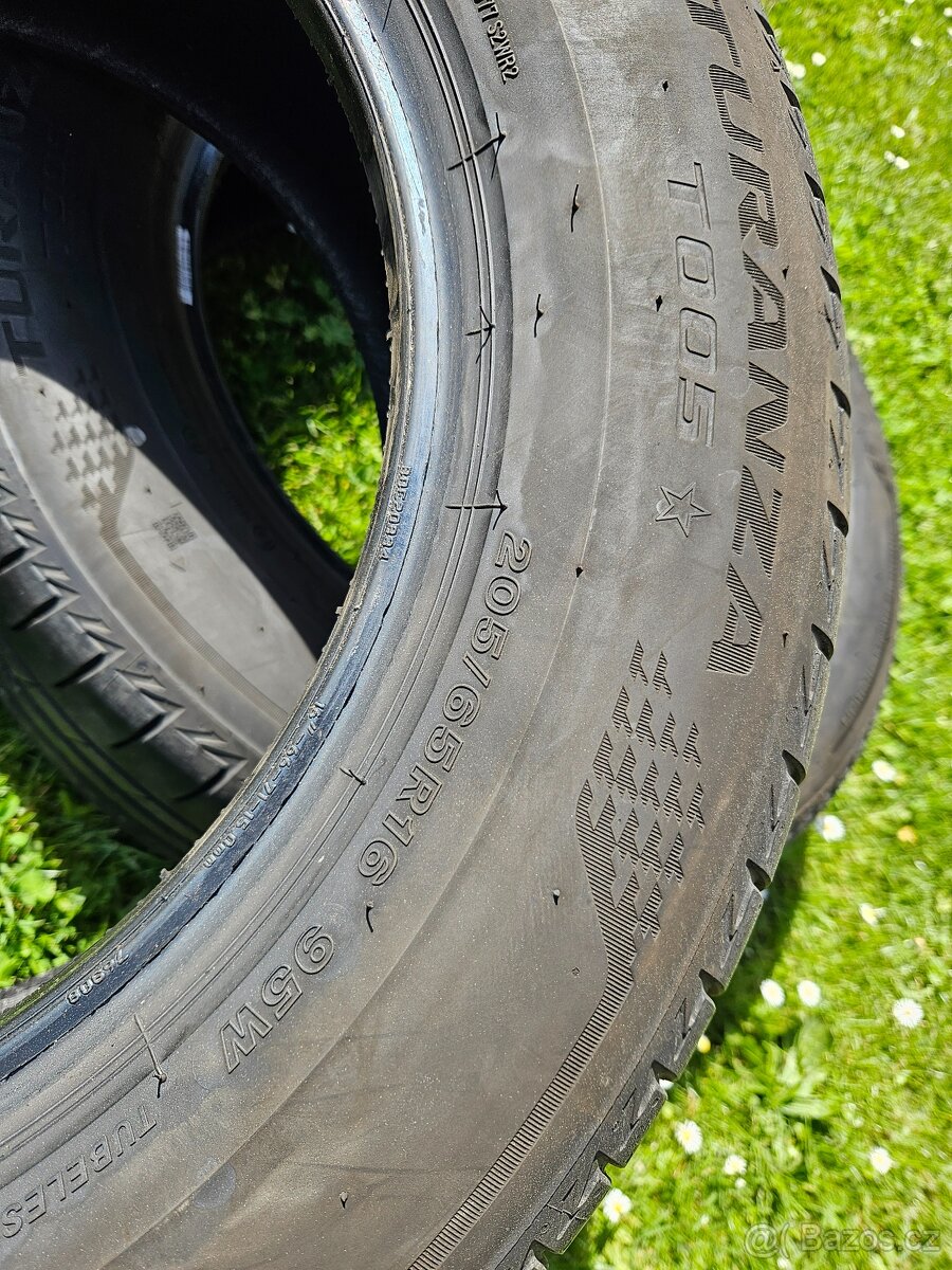 2ks Bridgestone letní 205/65/16 - 3