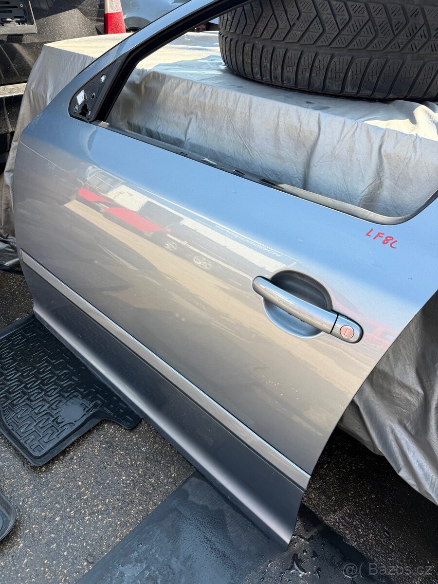 Přední dveře Octavia 2 - ŠEDÁ - 3