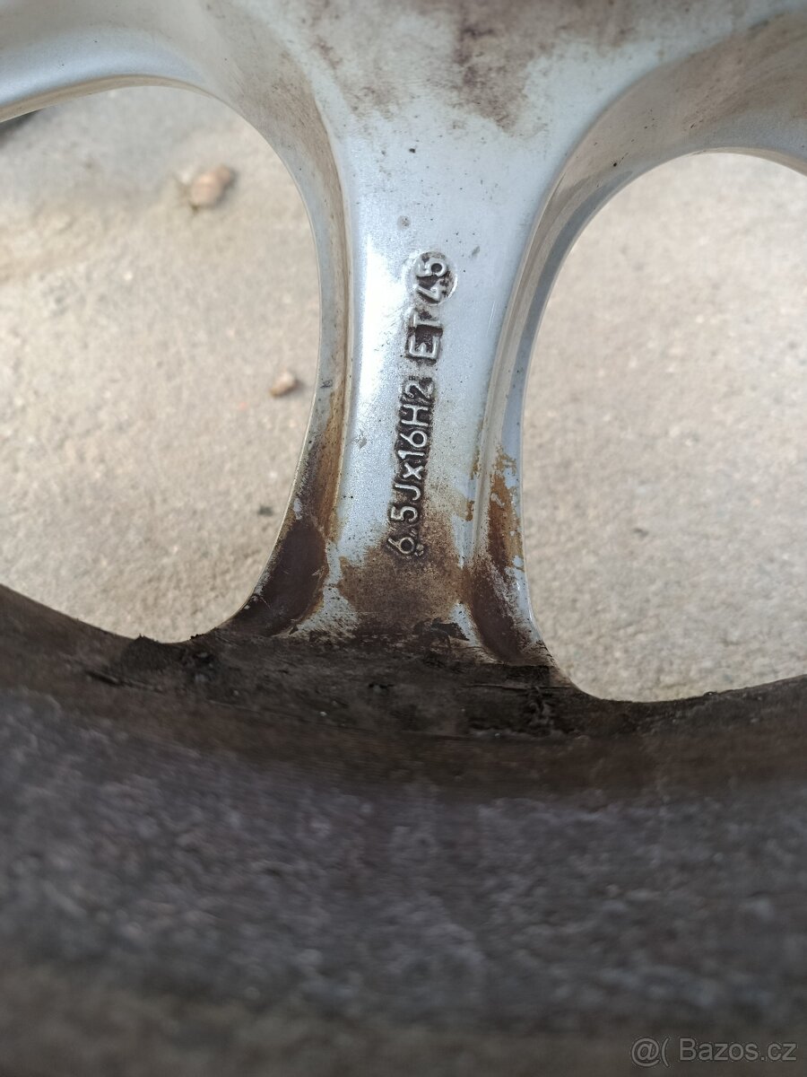 ALU sada s pneu 205/55r16 - 3