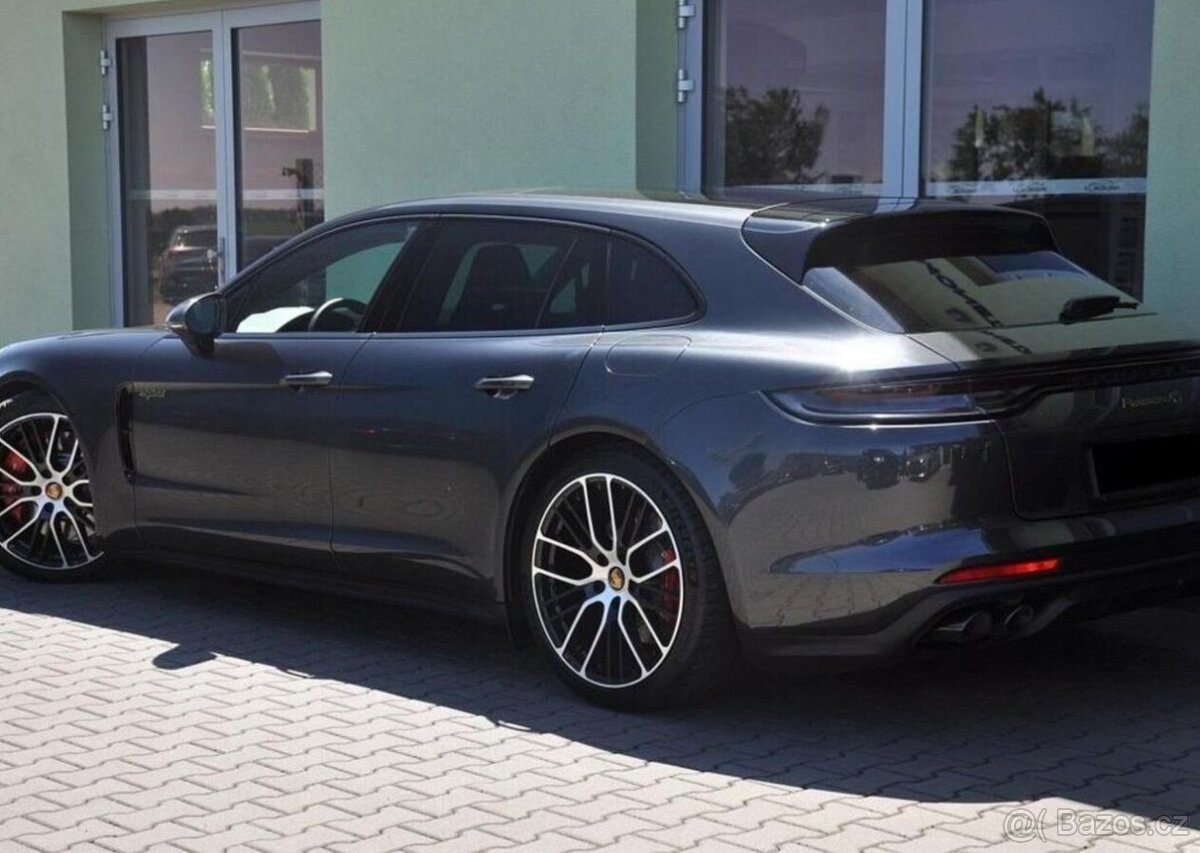 Porsche Panamera E-HYBRID 4S BOSE PANO K360°HUD - 3