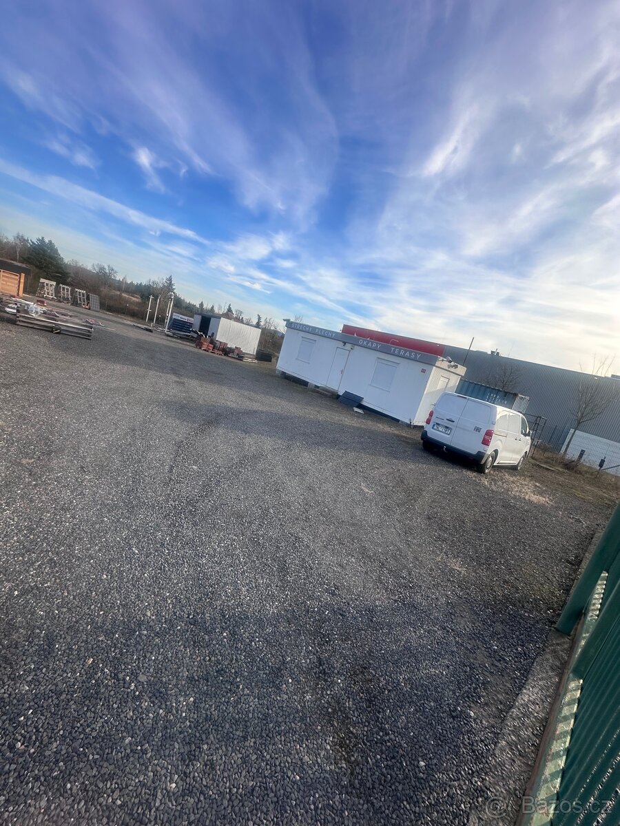 Pronájem obchodního prostoru 400-800m2 NA DÁLNICI - 3