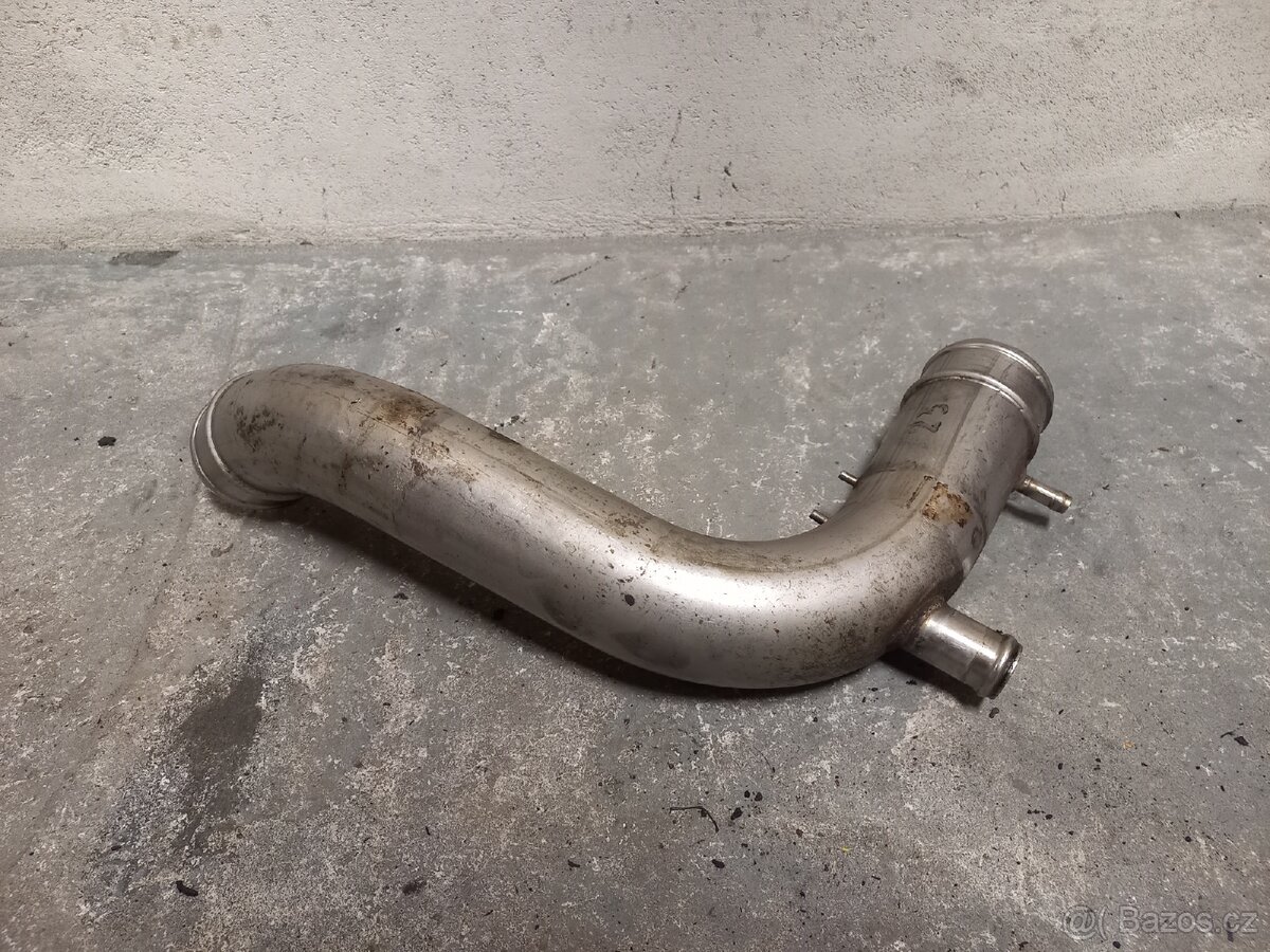 Hadice sání 1.8t agu - 3