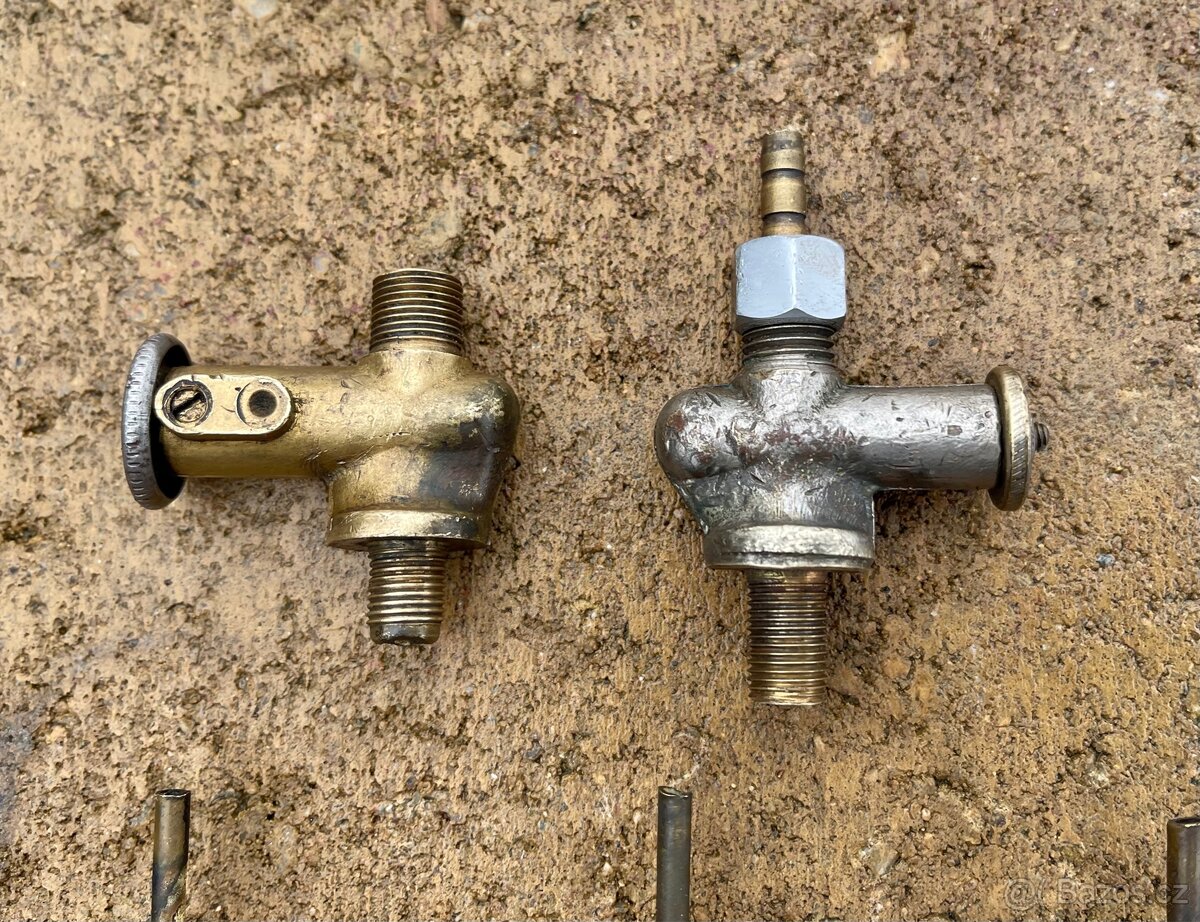 Jawa perak FJ, special, robot - paliváky - 3