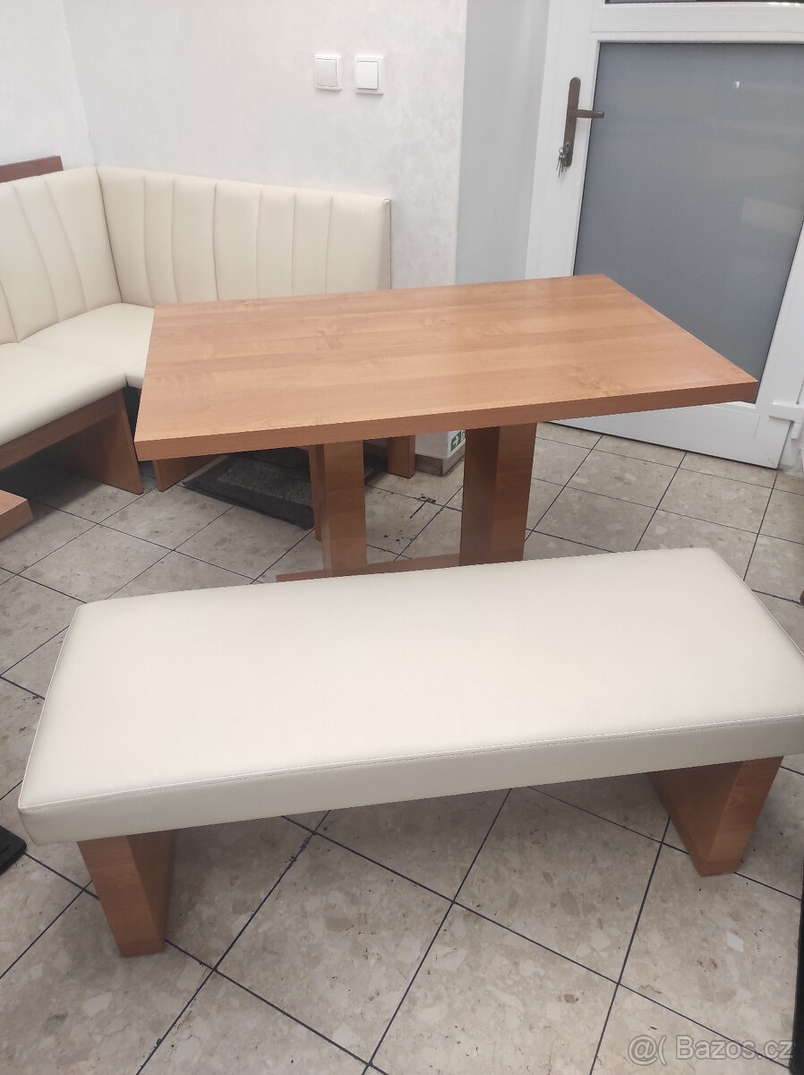 Rohový set, stůl, taburet - 3