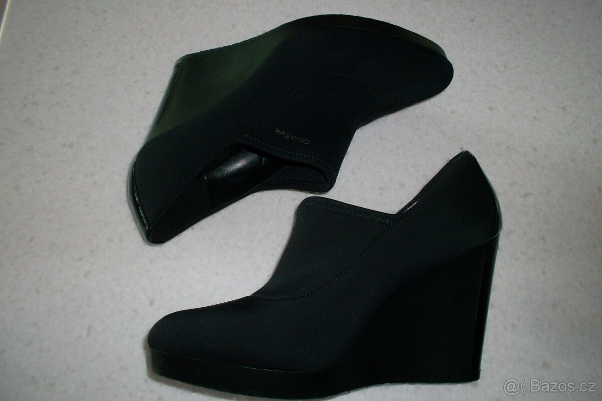 Calvin Klein-Luxusní lodičky/boty na klínku vel. 41 - 3